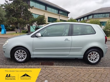 Used Volkswagen Polo 2009 for sale - 79054940: Photo