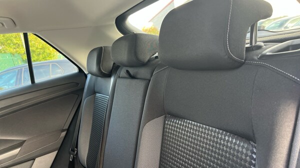 Used Volkswagen T-Roc 2021 for sale - 76124574: Photo 14