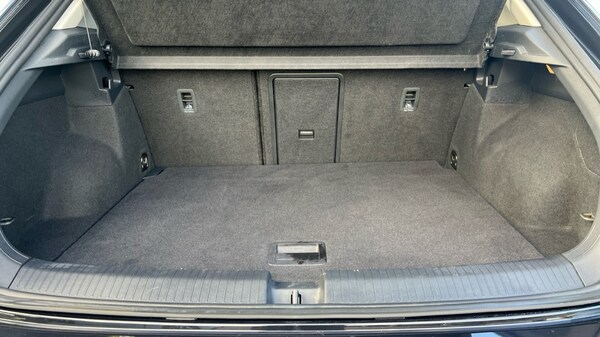 Used Volkswagen T-Roc 2021 for sale - 76124574: Photo 15