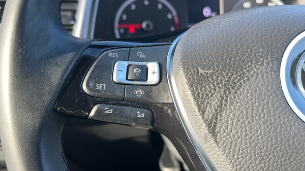 Used Volkswagen T-Roc 2021 for sale - 76124574: Photo 30