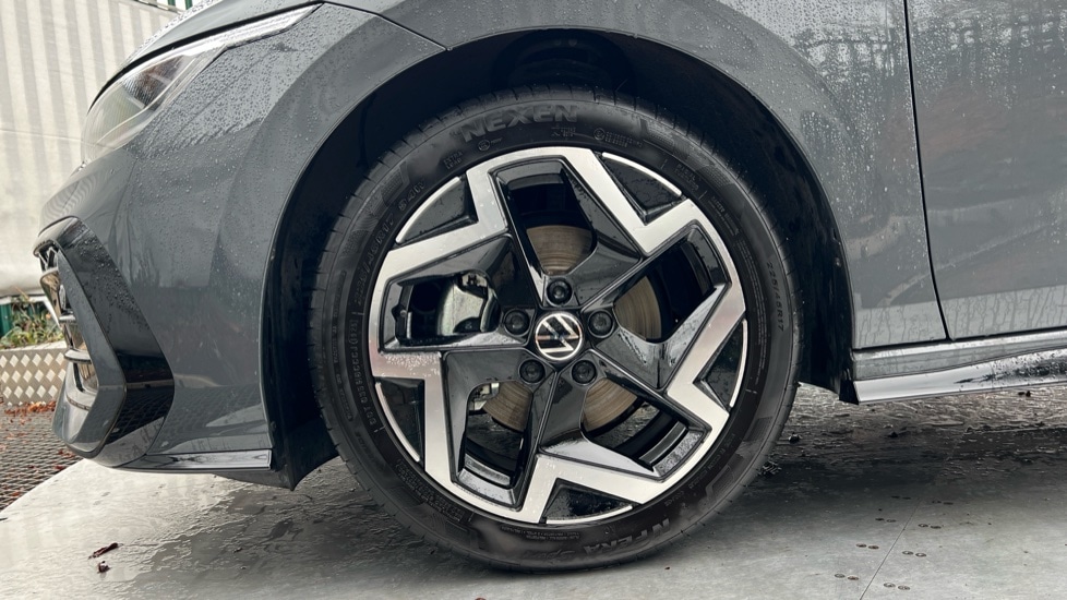 Used Volkswagen Golf 2025 for sale - 76927832: Photo 20