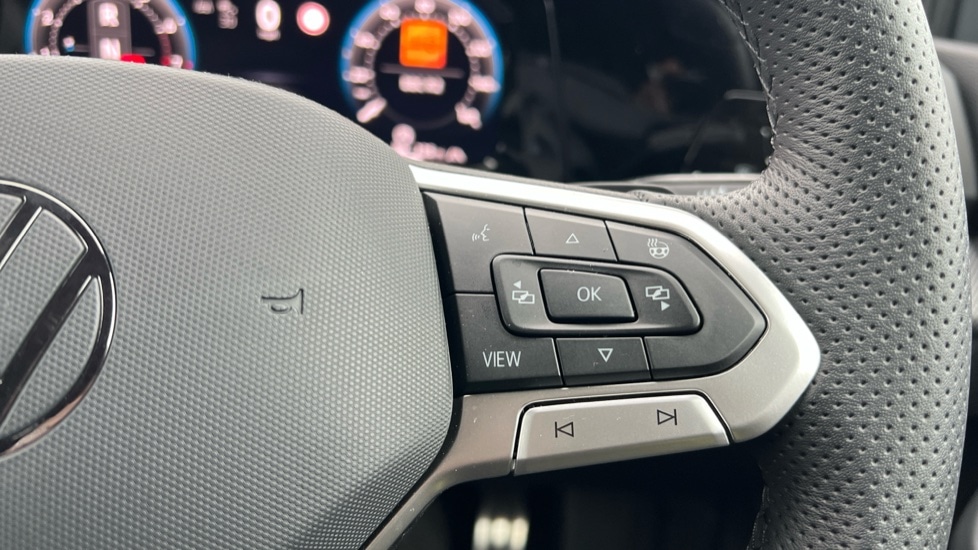 Used Volkswagen Golf 2025 for sale - 76927832: Photo 31