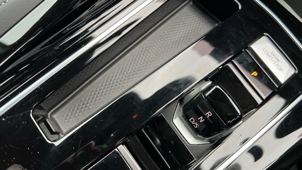 Used Volkswagen Golf 2025 for sale - 76927832: Photo 36