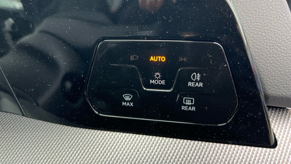 Used Volkswagen Golf 2025 for sale - 76927832: Photo 49