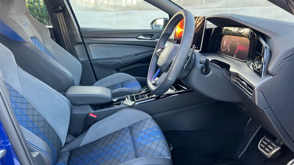 Used Volkswagen Golf 2025 for sale - 77075633: Photo 26