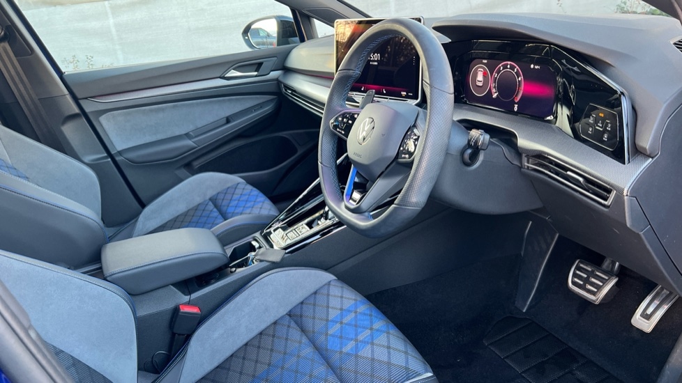 Used Volkswagen Golf 2025 for sale - 77075633: Photo 5