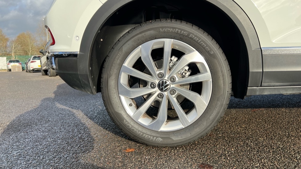 Used Volkswagen T-Roc 2025 for sale - 76870397: Photo 18