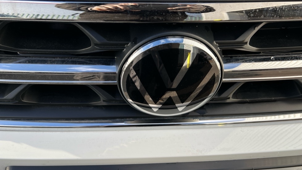 Used Volkswagen T-Roc 2025 for sale - 76870397: Photo 43