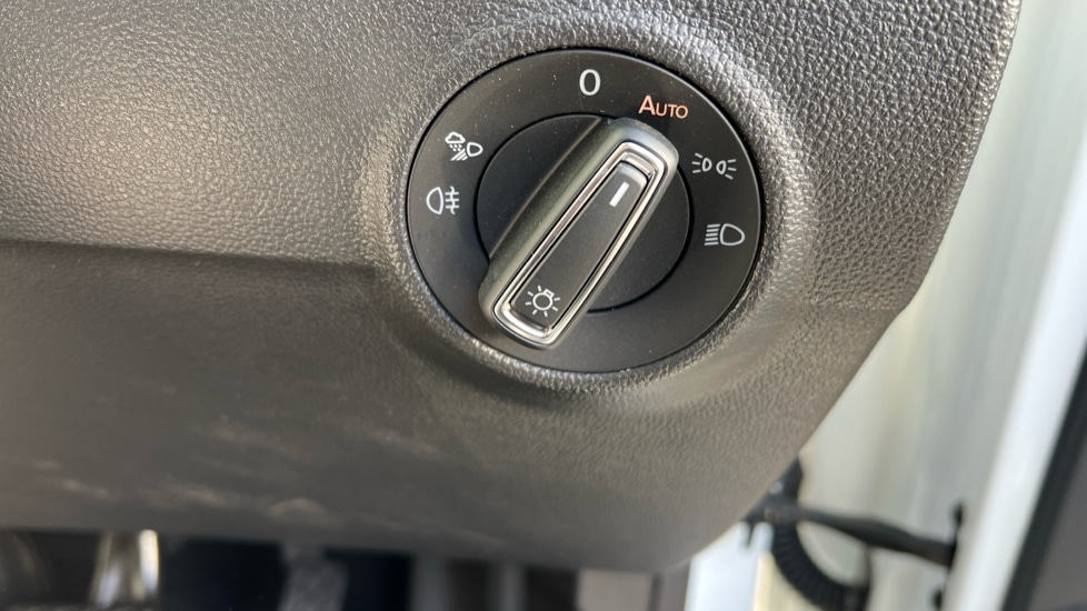 Used Volkswagen T-Roc 2025 for sale - 76870397: Photo 48