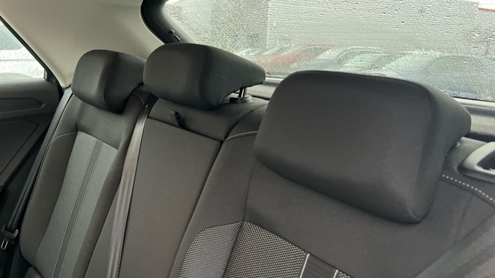 Used Volkswagen T-Roc 2025 for sale - 76872251: Photo 14