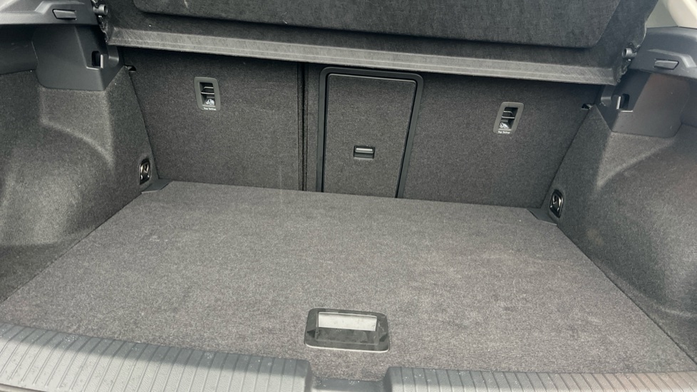 Used Volkswagen T-Roc 2025 for sale - 76872251: Photo 15