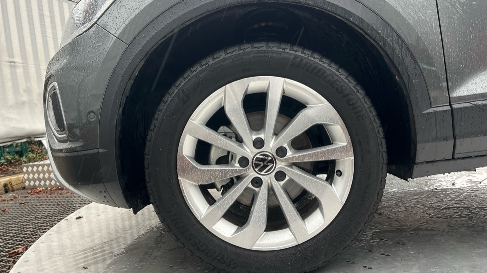 Used Volkswagen T-Roc 2025 for sale - 76872251: Photo 20