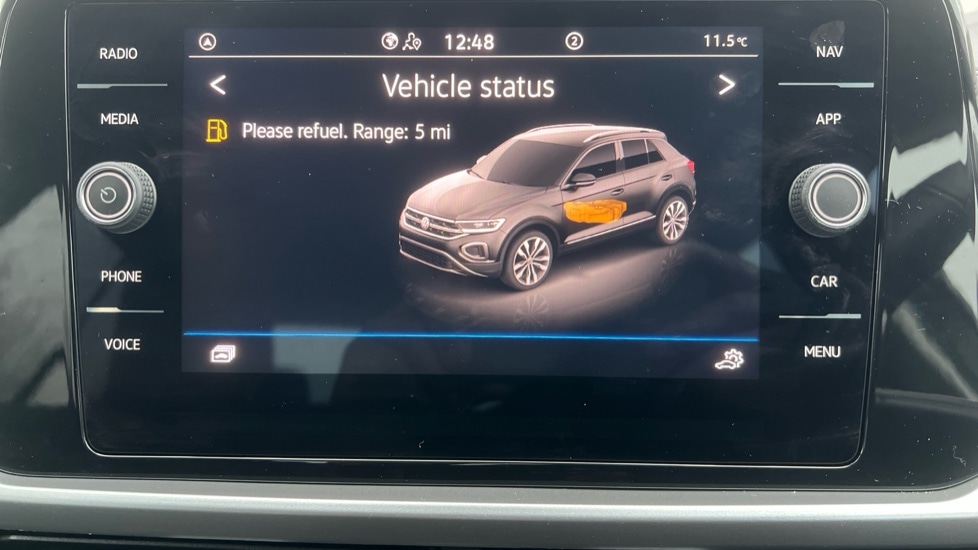 Used Volkswagen T-Roc 2025 for sale - 76872251: Photo 23