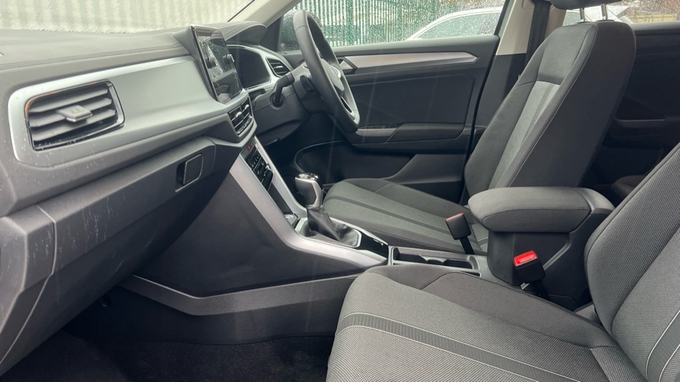 Used Volkswagen T-Roc 2025 for sale - 76872251: Photo 28