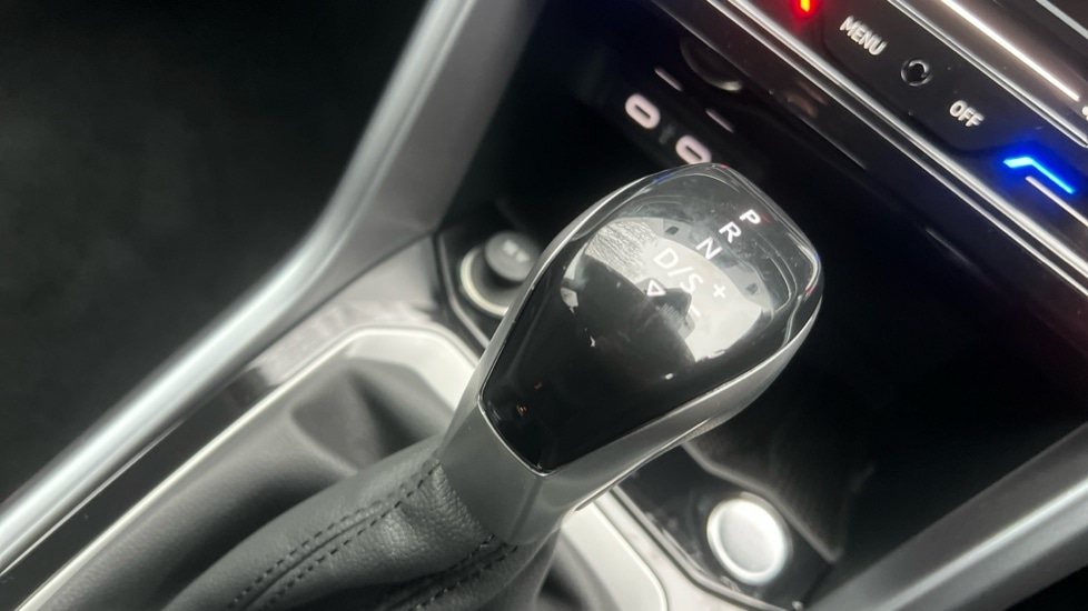 Used Volkswagen T-Roc 2025 for sale - 76872251: Photo 36