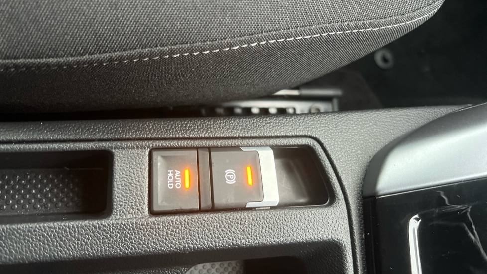 Used Volkswagen T-Roc 2025 for sale - 76872251: Photo 49