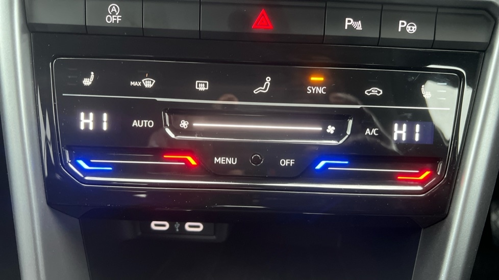 Used Volkswagen T-Roc 2025 for sale - 76872251: Photo 51