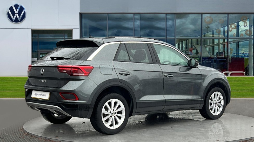 Used Volkswagen T-Roc 2025 for sale - 76872251: Photo 7