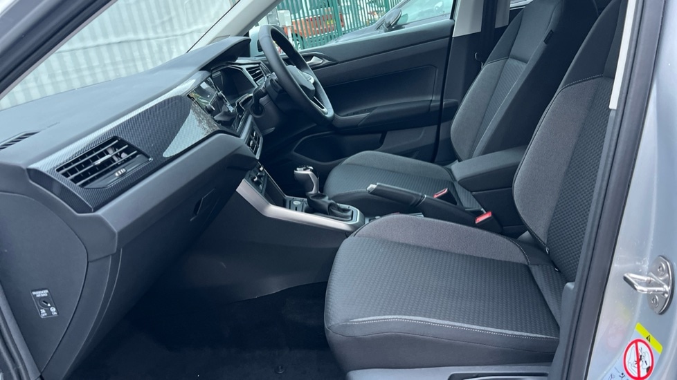 Used Volkswagen Taigo 2025 for sale - 76870728: Photo 2