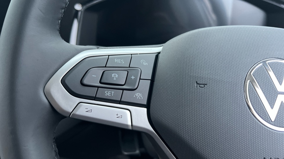 Used Volkswagen Taigo 2025 for sale - 76870728: Photo 30