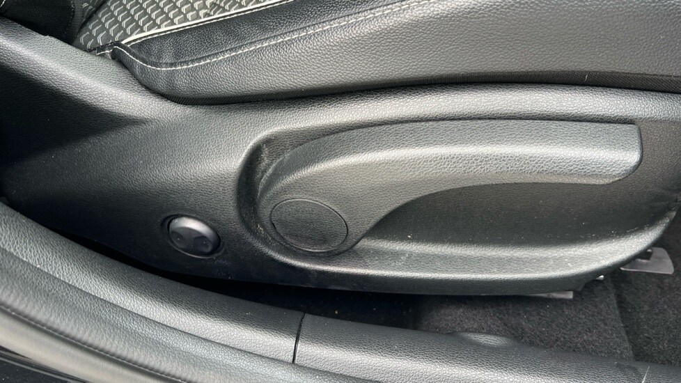 Used Kia XCeed 2022 for sale - 76948309: Photo 32