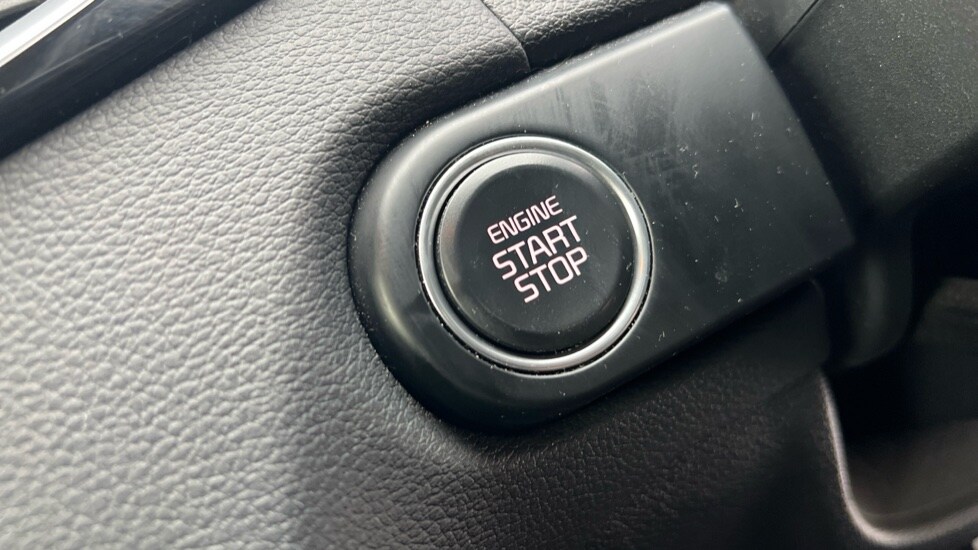 Used Kia XCeed 2022 for sale - 76948309: Photo 51