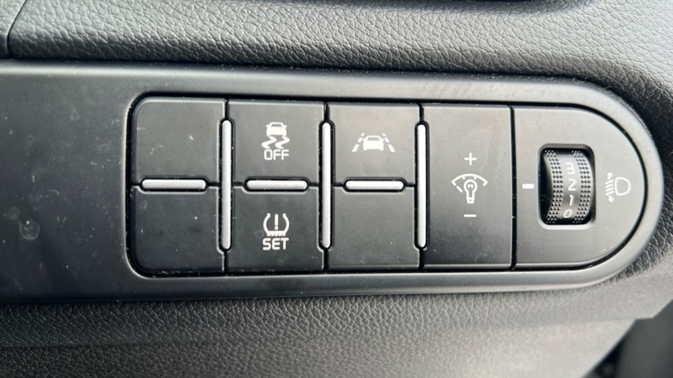 Used Kia XCeed 2022 for sale - 76948309: Photo 52