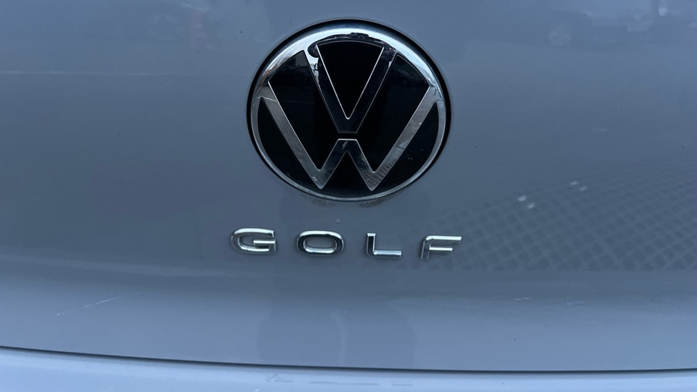 Used Volkswagen Golf 2022 for sale - 76999532: Photo 49