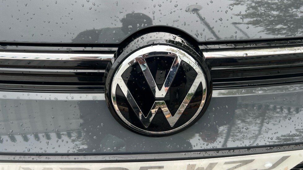 Vehicle 44