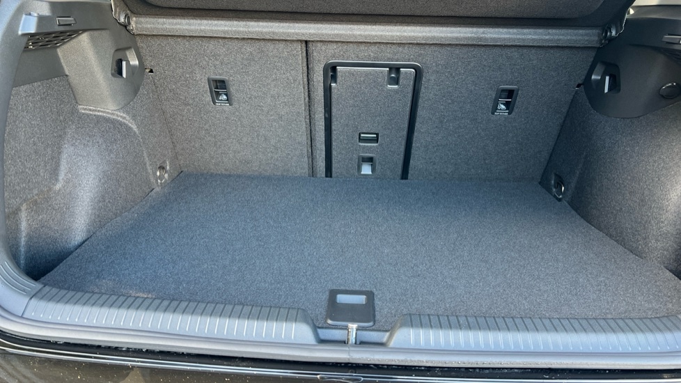 Used Volkswagen Golf 2025 for sale - 76870383: Photo 15