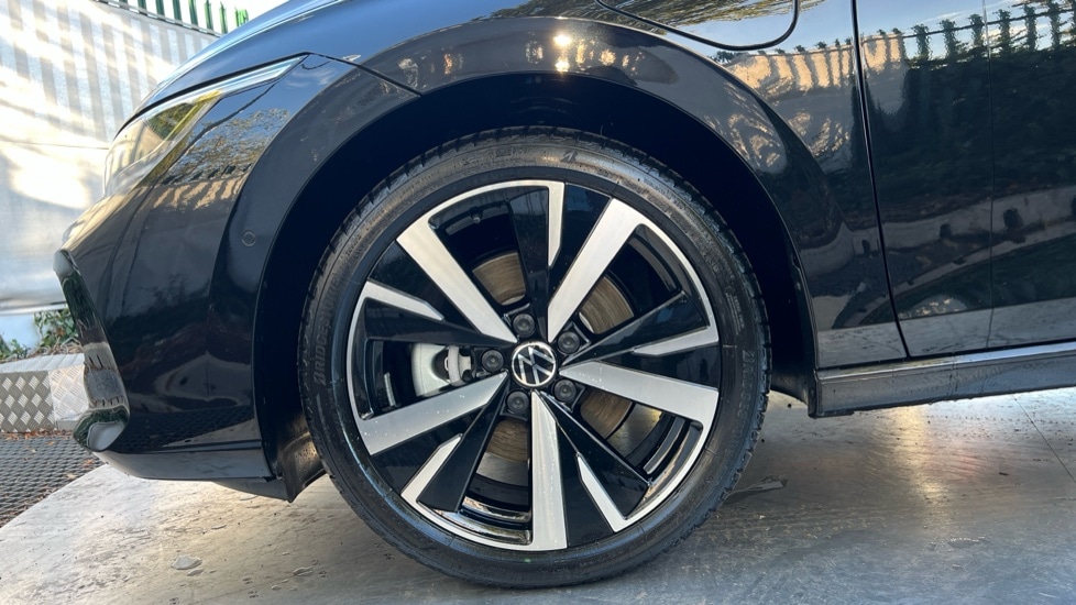 Used Volkswagen Golf 2025 for sale - 76870383: Photo 17