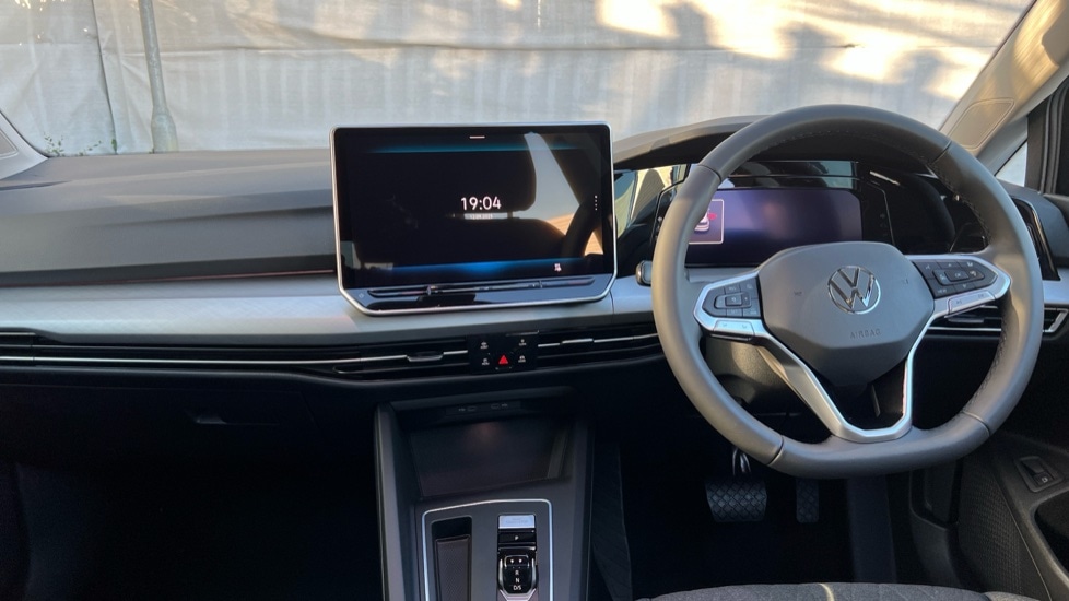 Used Volkswagen Golf 2025 for sale - 76870383: Photo 27