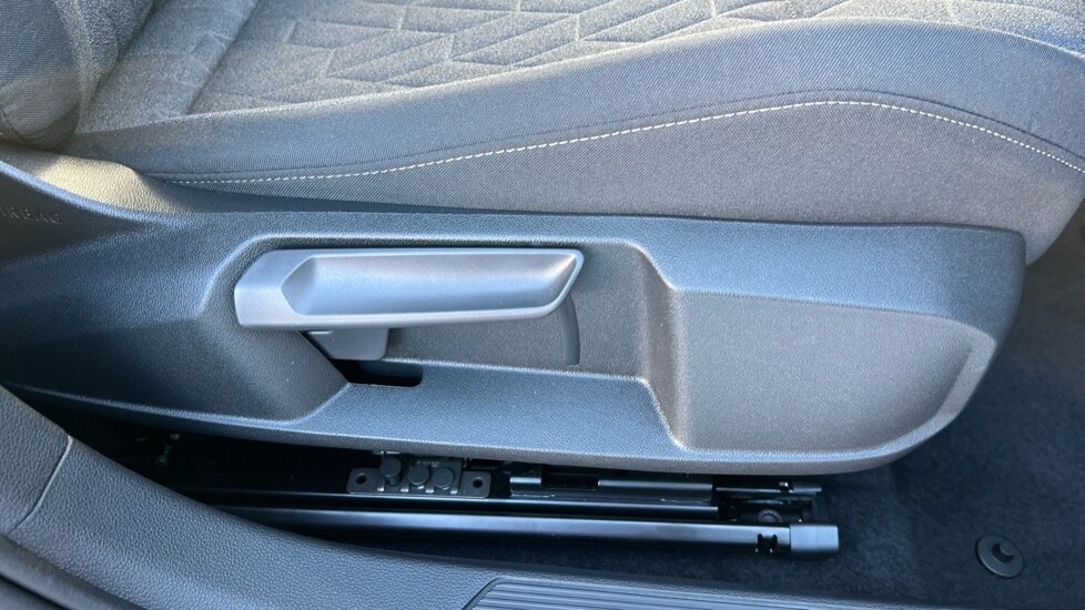 Used Volkswagen Golf 2025 for sale - 76870383: Photo 39