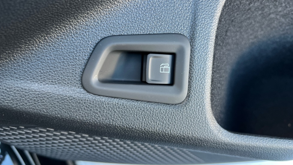 Used Volkswagen Golf 2025 for sale - 76870383: Photo 49