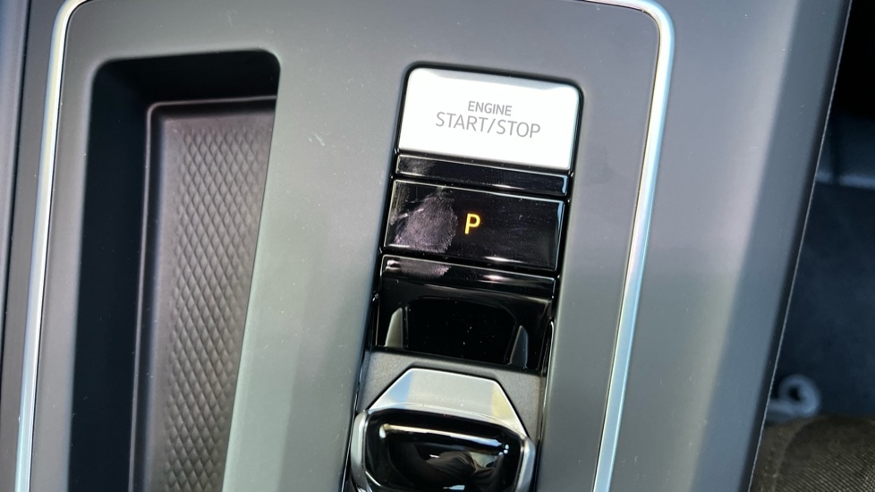 Used Volkswagen Golf 2025 for sale - 76870383: Photo 51