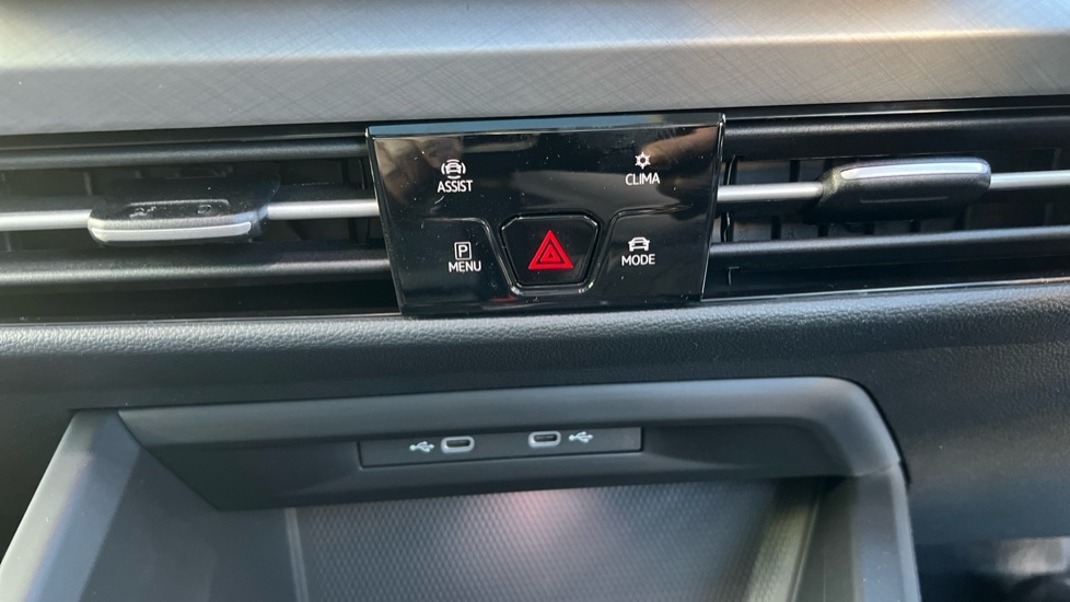 Used Volkswagen Golf 2025 for sale - 76870383: Photo 53