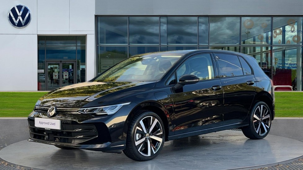 Used Volkswagen Golf 2025 for sale - 76870383: Photo 6