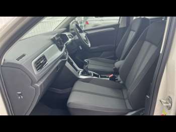 Used Volkswagen T-Roc 2022 for sale - 74868896: Photo