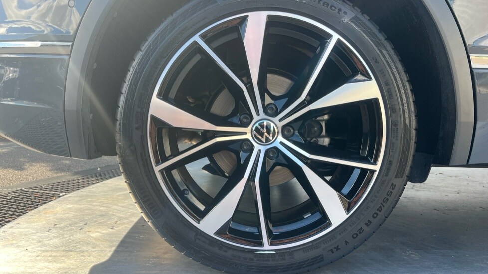 Used Volkswagen Tiguan 2023 for sale - 76037607: Photo 19