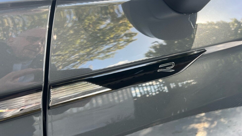 Used Volkswagen Tiguan 2023 for sale - 76037607: Photo 48
