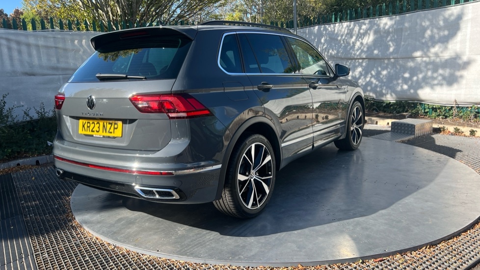 Used Volkswagen Tiguan 2023 for sale - 76037607: Photo 53