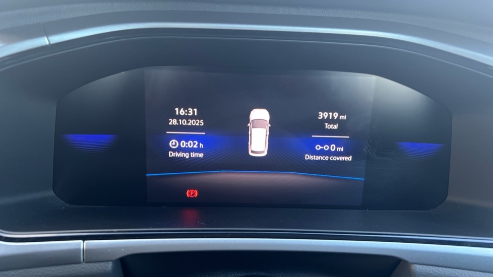 Used Volkswagen T-Roc 2025 for sale - 76871131: Photo 13