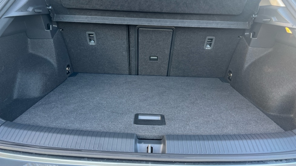 Used Volkswagen T-Roc 2025 for sale - 76871131: Photo 15