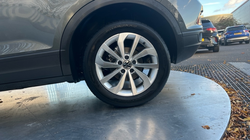 Used Volkswagen T-Roc 2025 for sale - 76871131: Photo 19