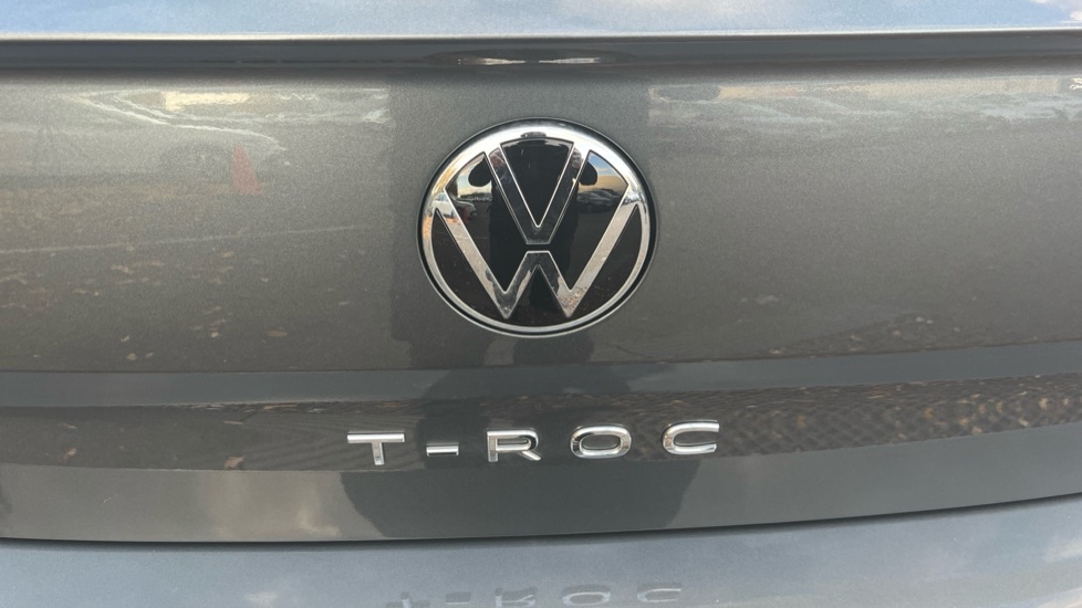 Used Volkswagen T-Roc 2025 for sale - 76871131: Photo 47