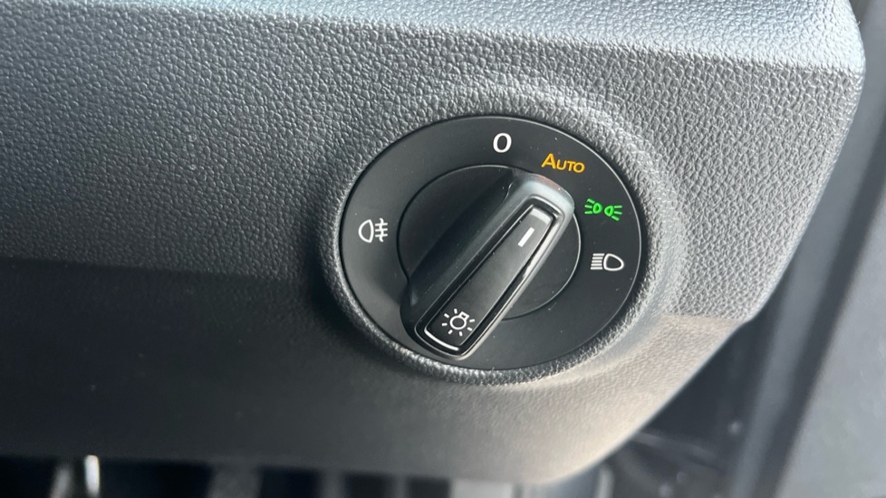 Used Volkswagen T-Roc 2025 for sale - 76871131: Photo 48