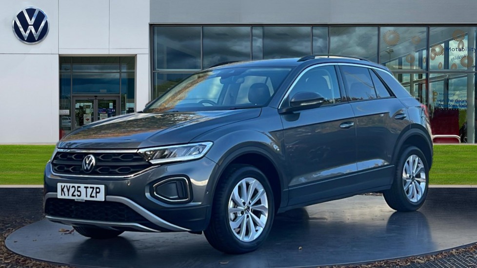 Used Volkswagen T-Roc 2025 for sale - 76871131: Photo 6