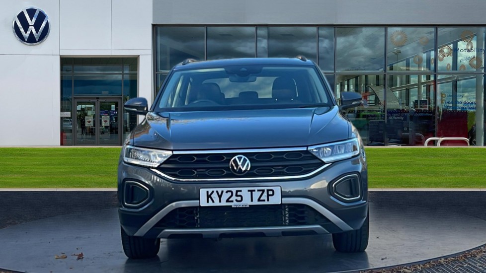 Used Volkswagen T-Roc 2025 for sale - 76871131: Photo 9