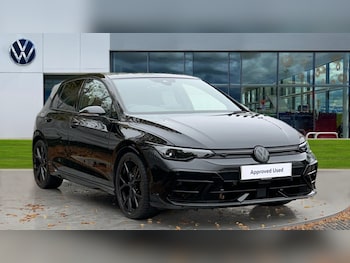 Used Volkswagen Golf 2025 for sale - 76999399: Photo