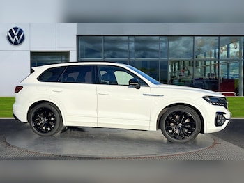 Used Volkswagen Touareg 2021 for sale - 77013147: Photo